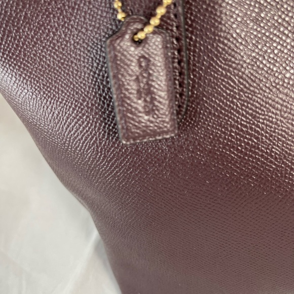 Coach {Chocolate}  leather Handbag. With leather story patch - Picture 6 of 11
